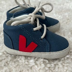 NWT Veja Canvas Baby Crib Shoes